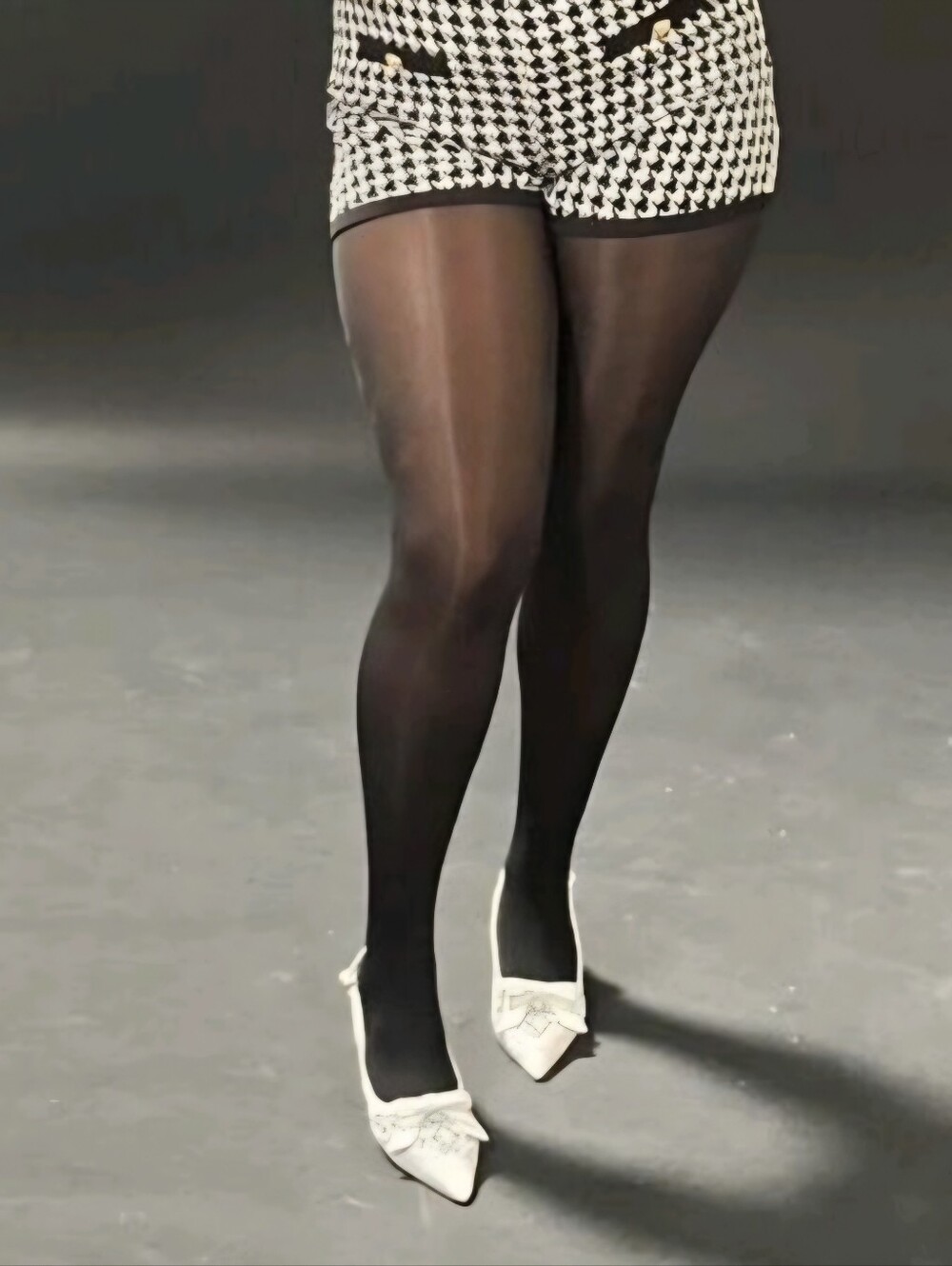 Black Women's Tights - Classic Sheer Hosiery